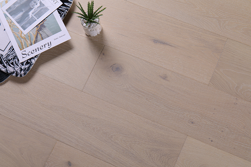 Engineered flooring with brushed also the colour and styles could be customized